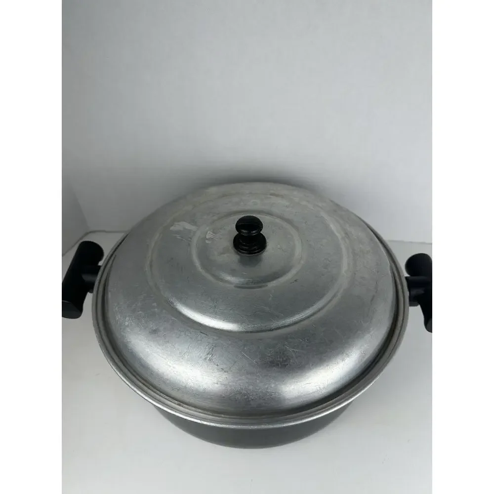 VTG Regal Ware Stock Pot w/Lid Cast Aluminum Lid Retro Kitchen Ware